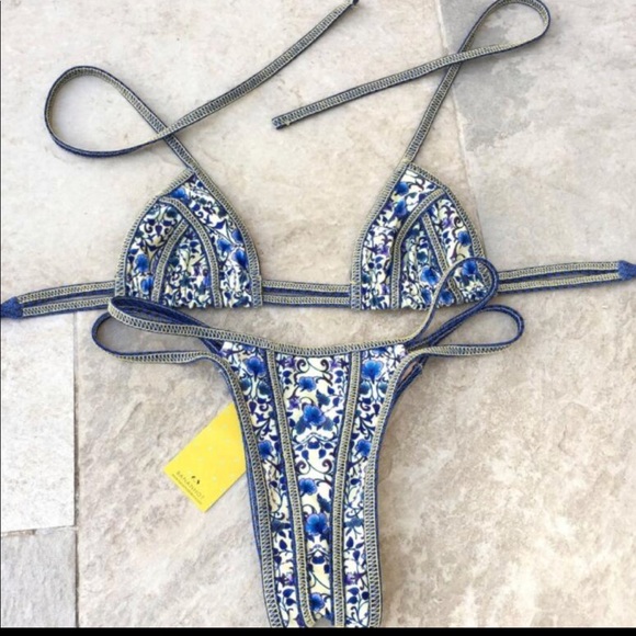 🔥Printed Floral Cut Out  Two Piece Bikinis - Picture 3 of 5